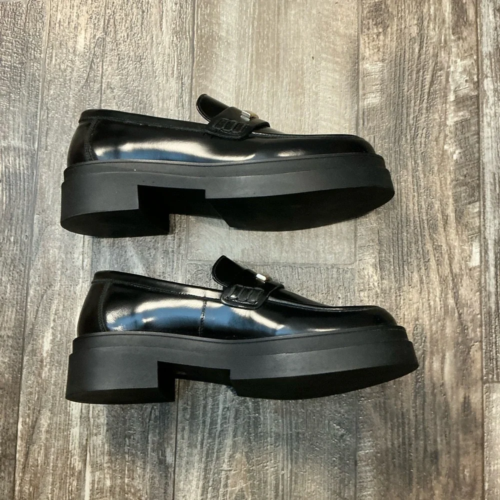 Steve Madden Elegant Black Leather Loafers Size 10 - Picture 12 of 16